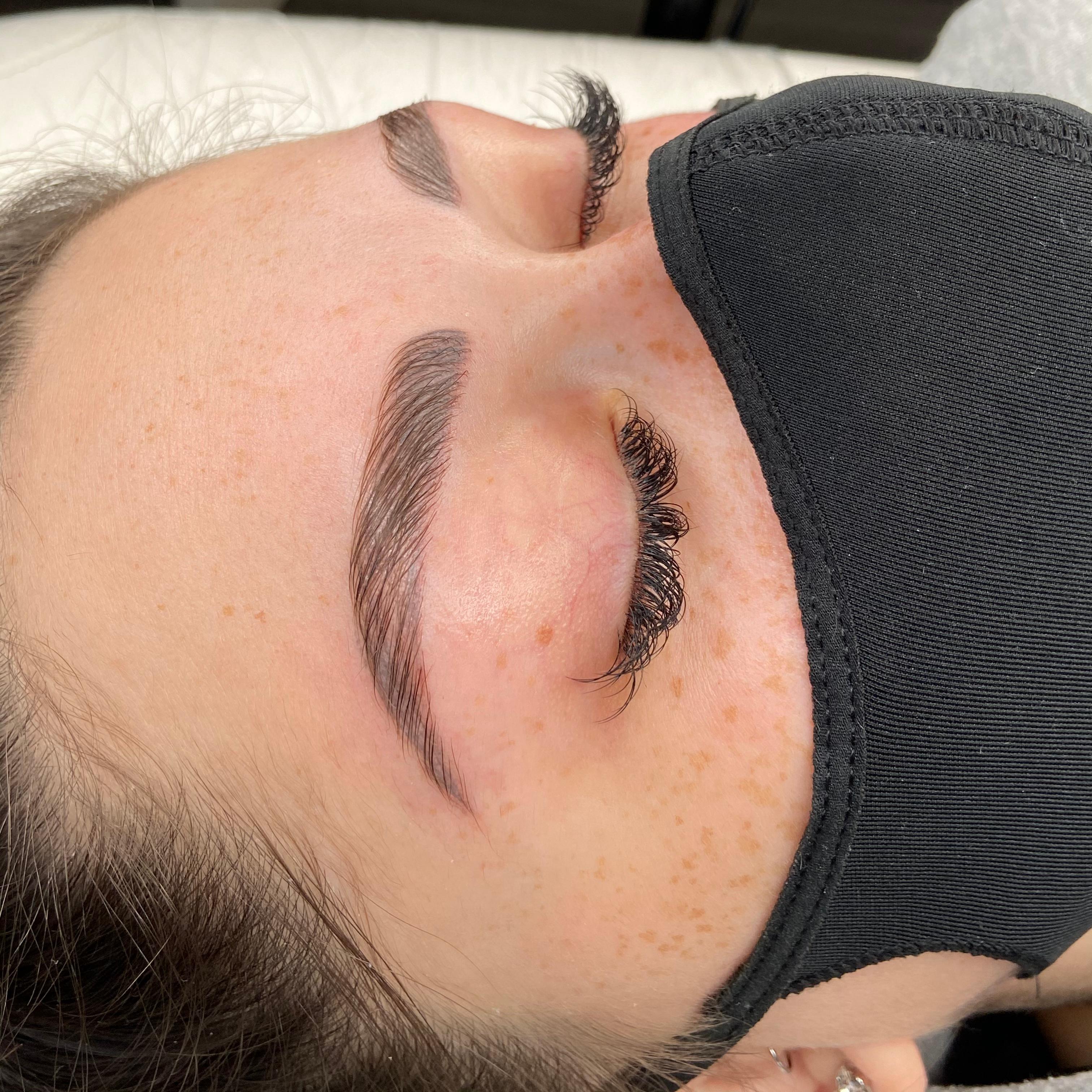prestations/browlift/galerie_prestations/image_1.jpg